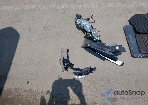 2024 Nissan Kicks Sr Xtronic Cvt z USA, uszkodzony, nr VIN 3N1CP5DVXRL501704